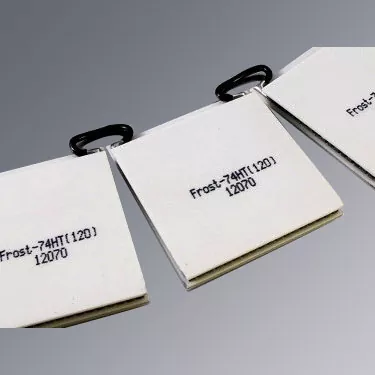 Kako lahko izbirni ciklični hladilniki TE kot zahteva stranke spremenijo toplotno učinkovitost v sodobnih industrijskih sistemih?